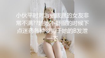 像狗狗的外表與無辜可愛的眼神,第一次拍攝便嘗試大尺度題材【him】