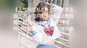 邪恶的房东暗藏摄像头偷拍美女租客洗澡换衣服