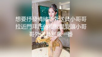 黑色渔夫帽萌萌哒美女带着帽子操逼，美腿牛仔裤还在自拍，深喉口交大屌，超近视角拍摄，进出抽插操的美女很