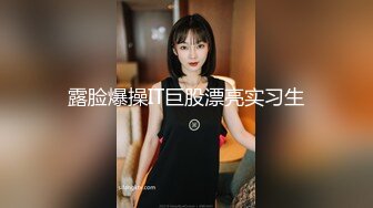 熟女人妻 在家撅着大肥屁屁上位骑乘啪啪打桩 肉臀超诱惑 技术真好分寸把握的刚刚好最长活塞运动 后入