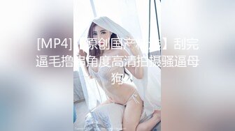 18 如愿以偿！抱着老妈试探，随着反抗越来越弱终于滑进老妈湿热的阴道！