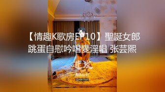 邀请摄影师到屋里来，记录下最美的年龄，即使摄影师见过再多的美人模特良家美女，也把持不住，伸手过来 啊~美！