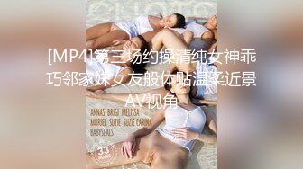 居家小夫妻在家性爱啪啪，一不小心完美露脸，花样真不少