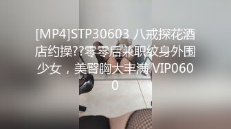 办公楼女厕全景偷拍牛仔裤美女丰满的大鲍鱼