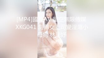 [MP4/ 512M] 极品长腿美妇衣服还没脱就被按粗机8猛男按倒狂草